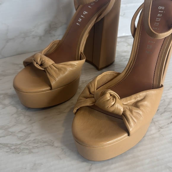Gianni Bini x Jess Southern Carrie Knotted Bow Platform heels size 9.5 read*** - Picture 5 of 14